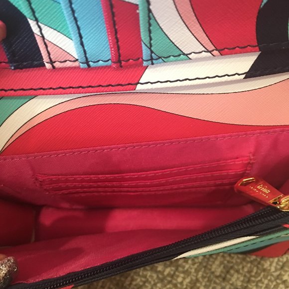 Trina Turk Gorgeous Crossbody - NWOT - Picture 4 of 8